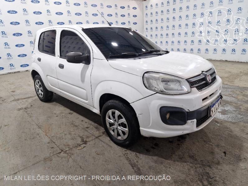 Fiat UNO Attractive 2017 em leilão