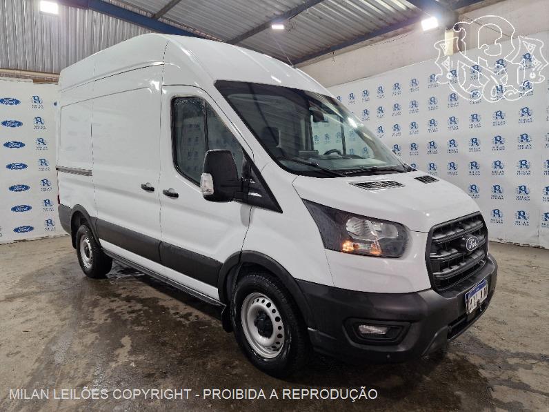 Ford Transit F35maab 2025 em leilão
