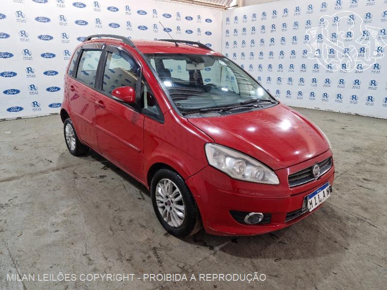 Fiat Idea Attractive 2013 em leilão