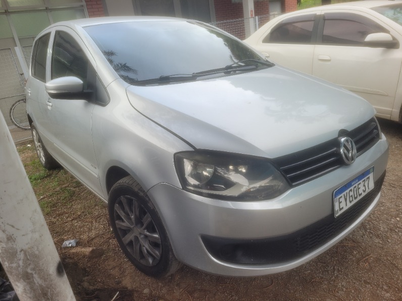 VOLKSWAGEN FOX 2012 em leilão