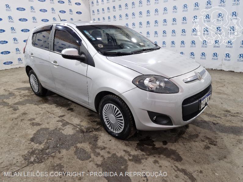 Fiat Palio 2016 em leilão