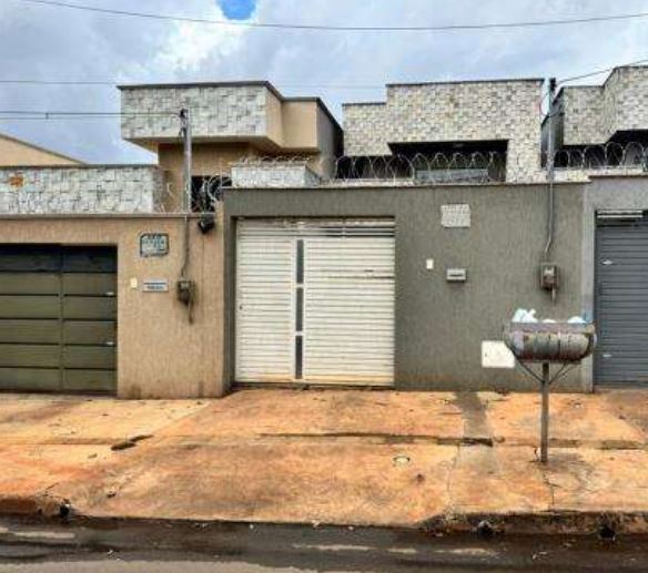 Imagem do imóvel Goiânia – GO. Bairro Setor Santos Dumont. Casa. Áreas Totais. Terr. 149,99m² e constr. 98,50m²