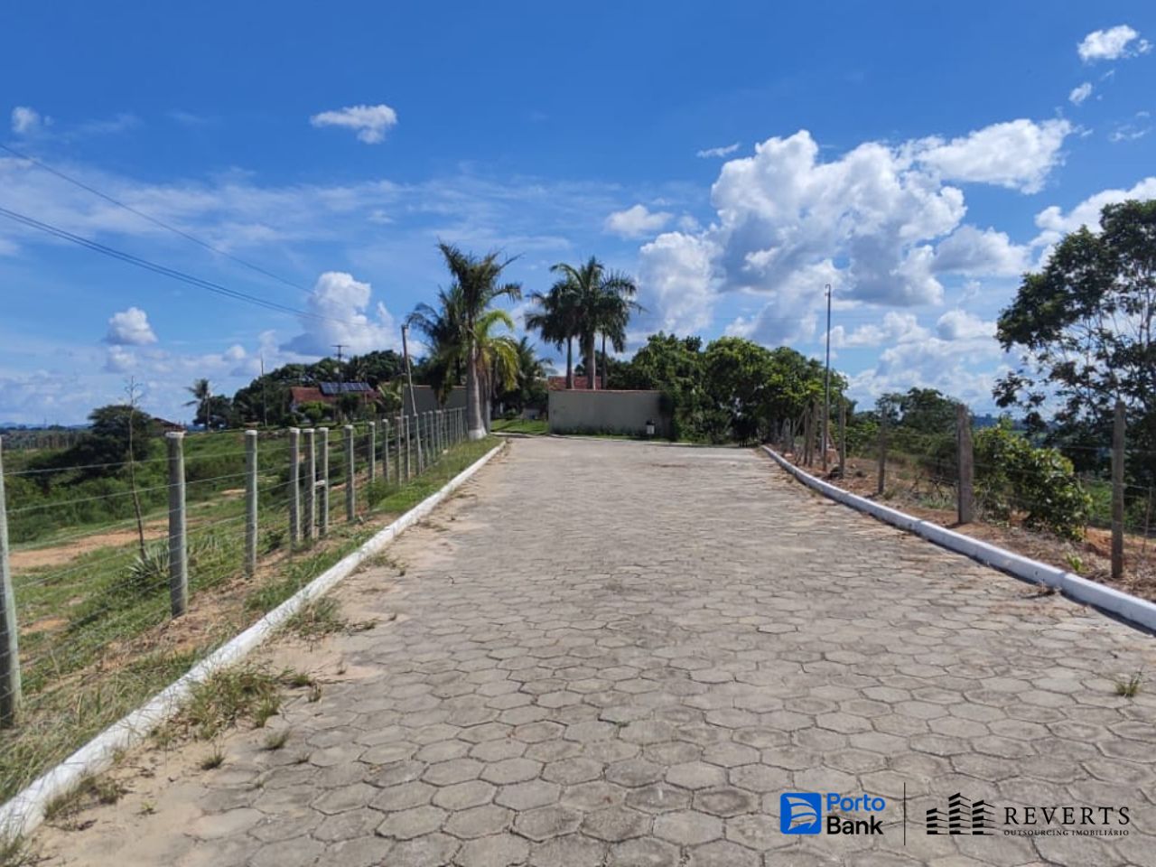 Eunápolis – BA. Bairro Costa Rica - Terreno. Áreas Totais. Terr. 1.133,51m², localizado em Eunápolis - BA, bairro Costa Rica
