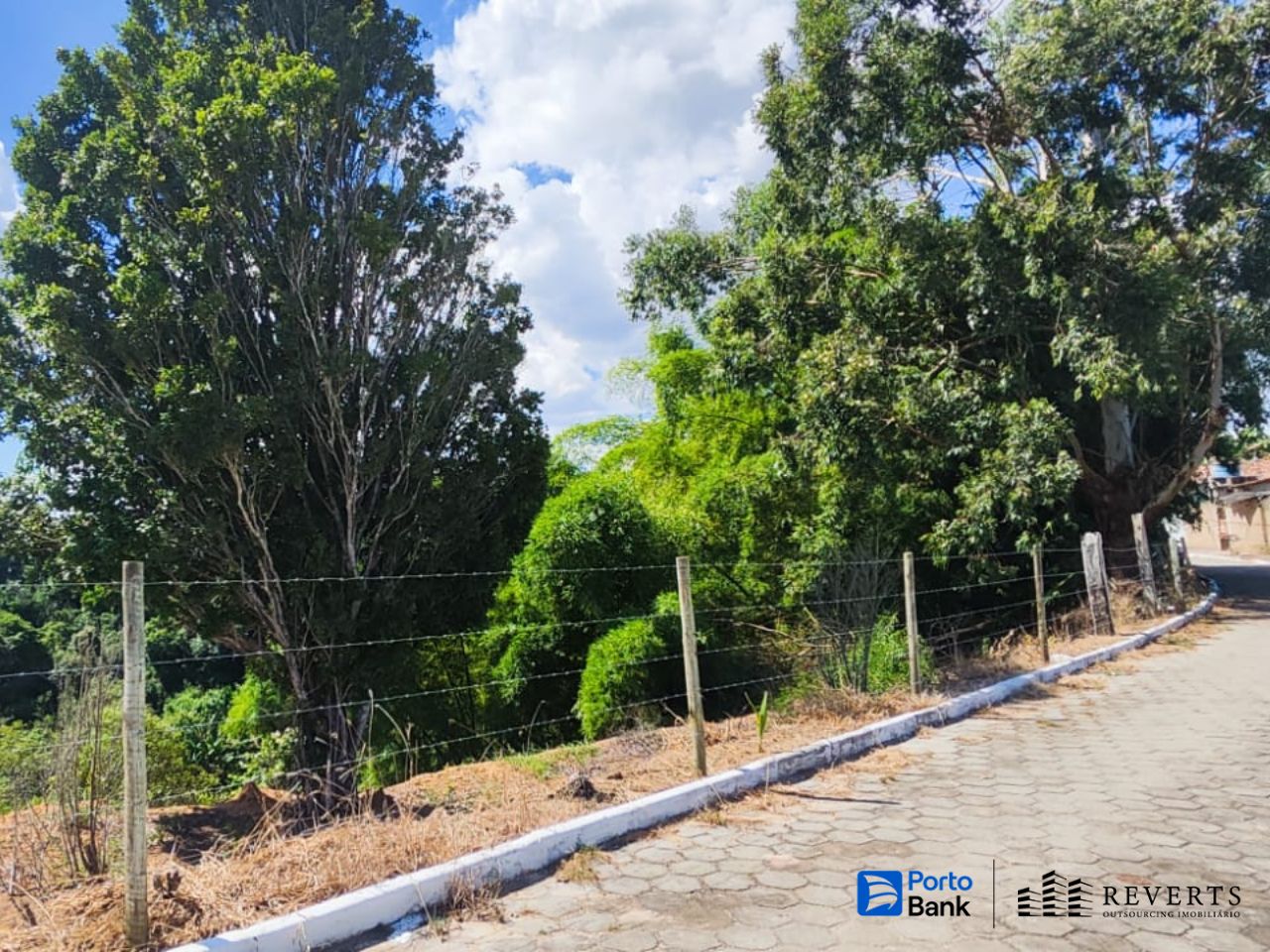 Eunápolis – BA. Bairro Costa Rica - Terreno. Áreas Totais. Terr. 923,39m², localizado em Eunápolis - BA, bairro Costa Rica