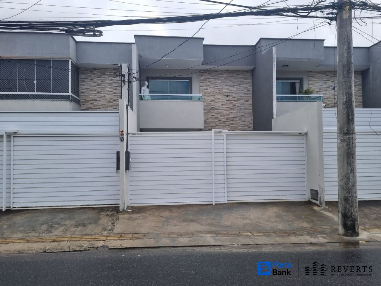 Imagem do imóvel Lauro de Freitas – BA. Bairro Ipitanga. Casa. Áreas Totais. Terr. 106,00m² e constr. 142,32m²