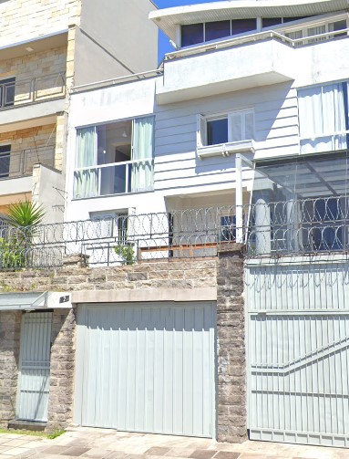 Imagem do imóvel Caxias do Sul – RS. Bairro Jardelino Ramos. Casa. Áreas Totais. Terr. 302,50m² e constr. 332,34m²