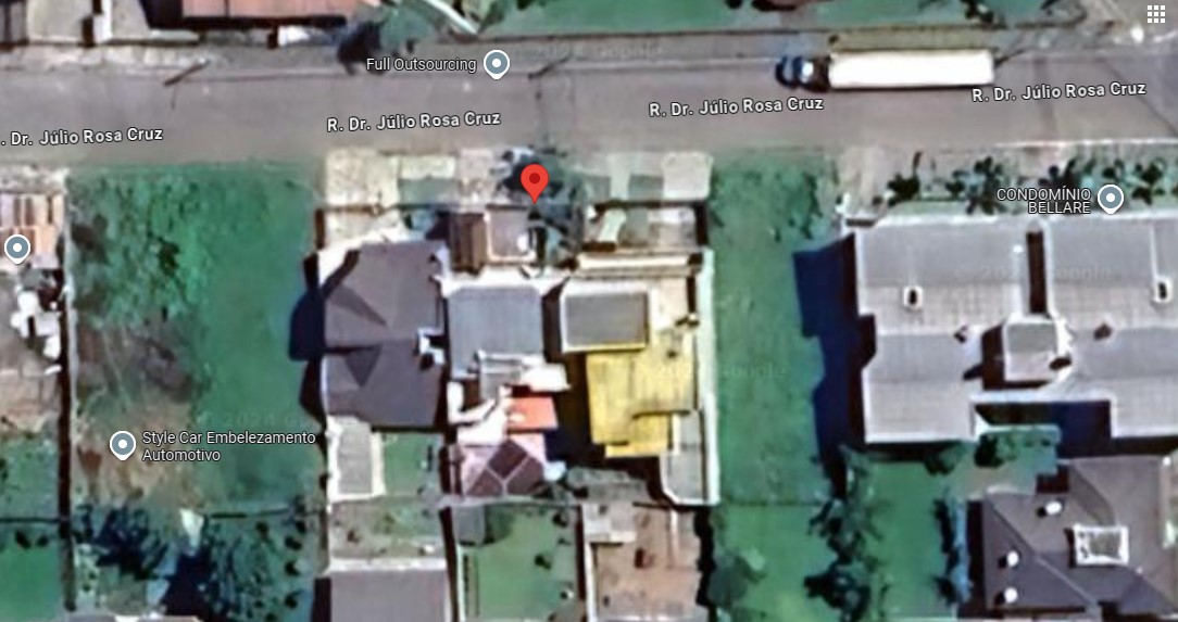 Caxias do Sul – RS. Bairro Jardelino Ramos. Casa. Áreas Totais. Terr. 302,50m² e constr. 332,34m², localizado em Caxias Do Sul - RS, bairro Jardelino Ramos