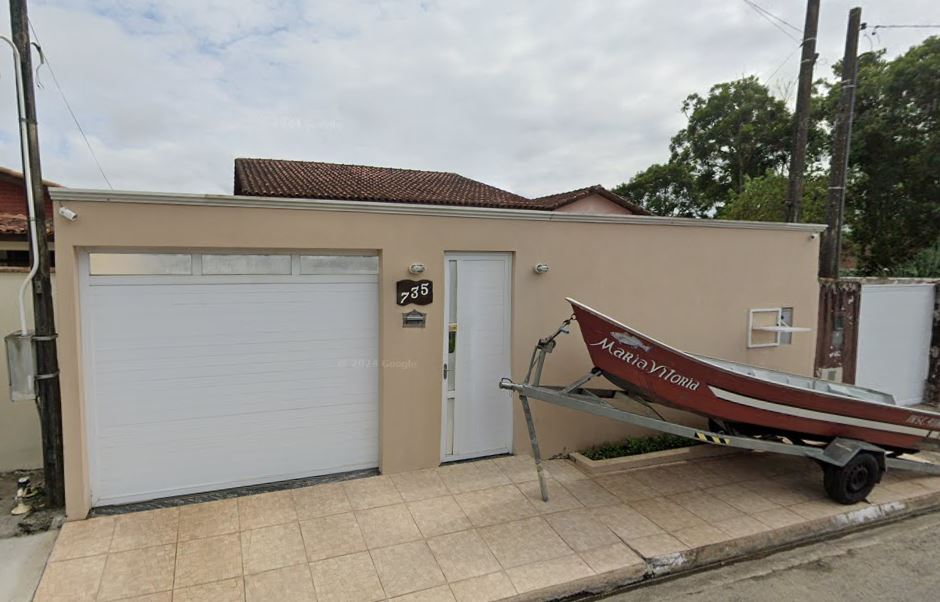 Imagem do imóvel Cananéia - SP. Bairro Rocio. Casa. Áreas totais. Terr. 300,00m² e constr. 120,55m²