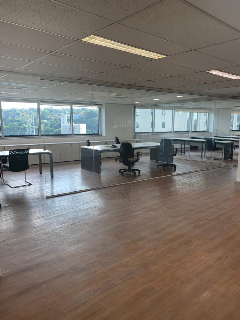 São Paulo - SP. Bairro Vila Olímpia-Conj. Manager Center- Conj. Área Priv Área Priv. 384,71m², localizado em São Paulo - SP, bairro Vila Olímpia