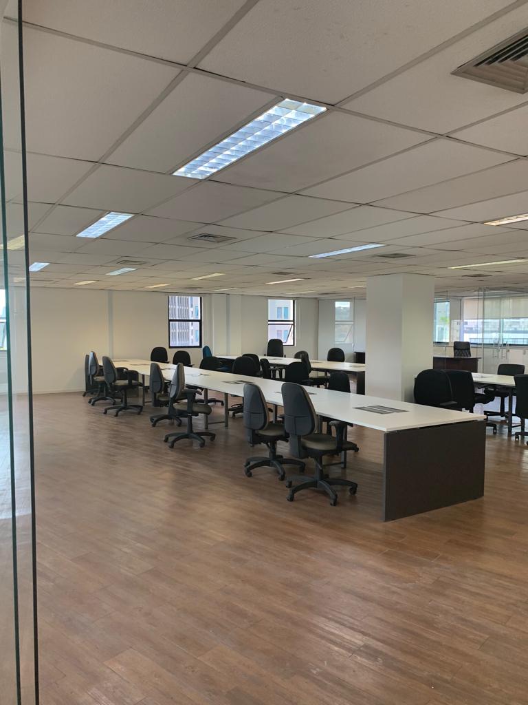 São Paulo - SP. Bairro Vila Olímpia-Conj. Manager Center- Conj. Área Priv Área Priv. 384,71m², localizado em São Paulo - SP, bairro Vila Olímpia