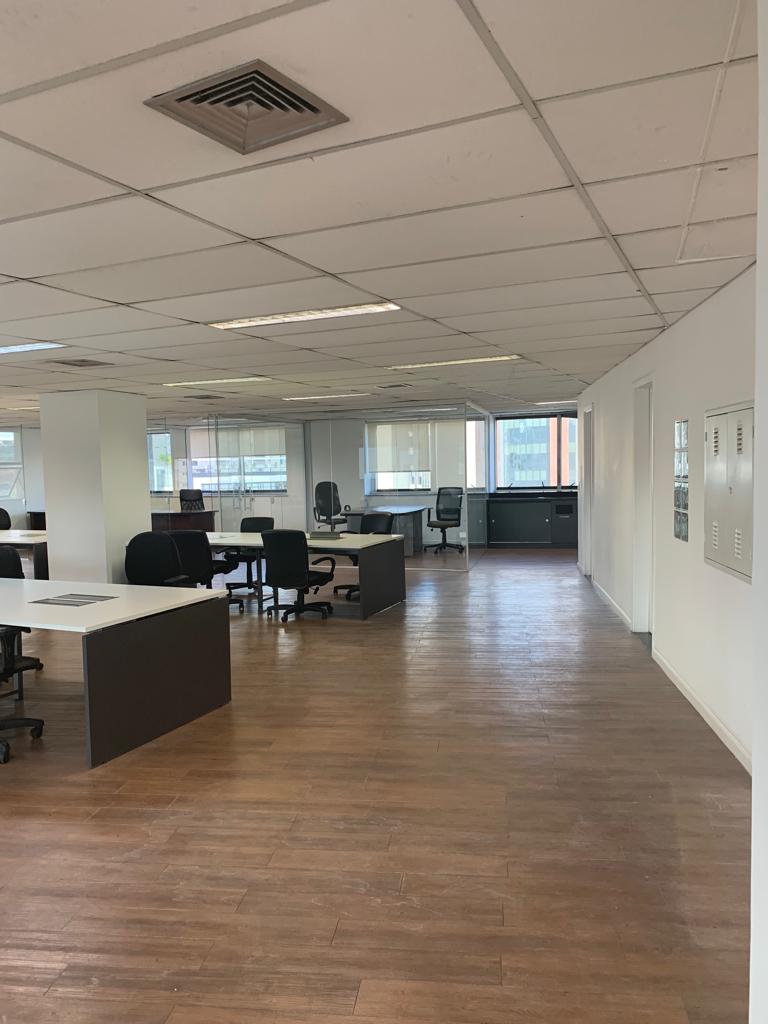 São Paulo - SP. Bairro Vila Olímpia-Conj. Manager Center- Conj. Área Priv Área Priv. 384,71m², localizado em São Paulo - SP, bairro Vila Olímpia