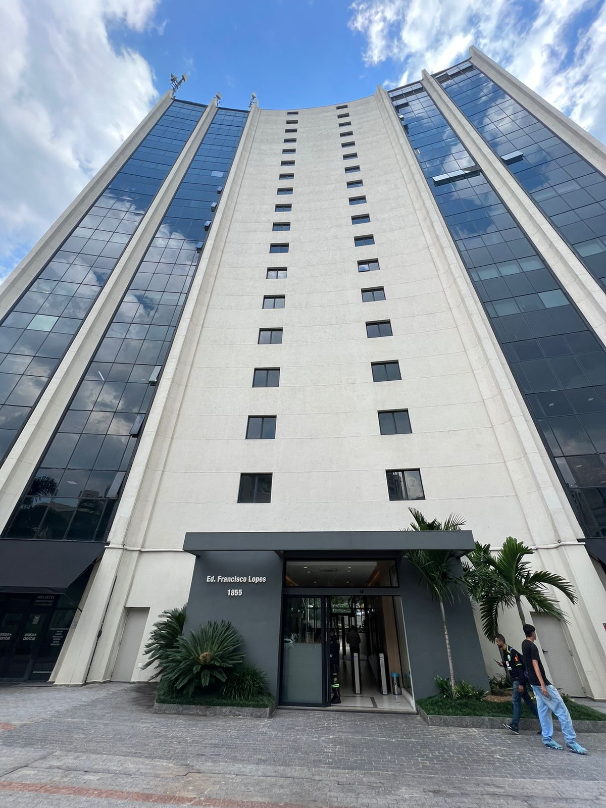São Paulo - SP. Bairro Vila Olímpia-Conj. Manager Center- Conj. Área Priv Área Priv. 384,71m², localizado em São Paulo - SP, bairro Vila Olímpia