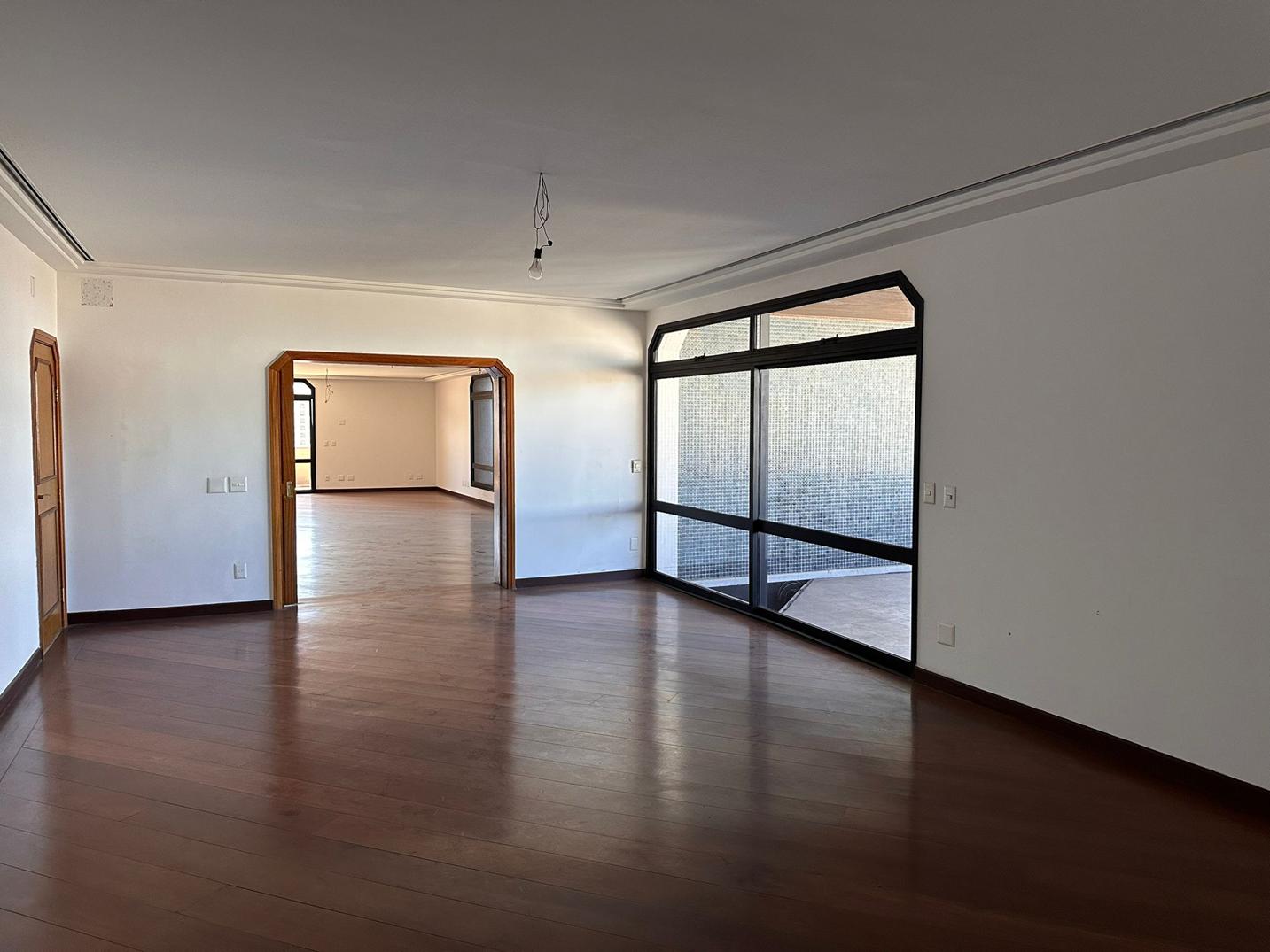 São Paulo/SP – Bairro Morumbi – Apto com 864,62m2 de área priv. e 5 vagas de garagem., localizado em São Paulo - SP, bairro Morumbi