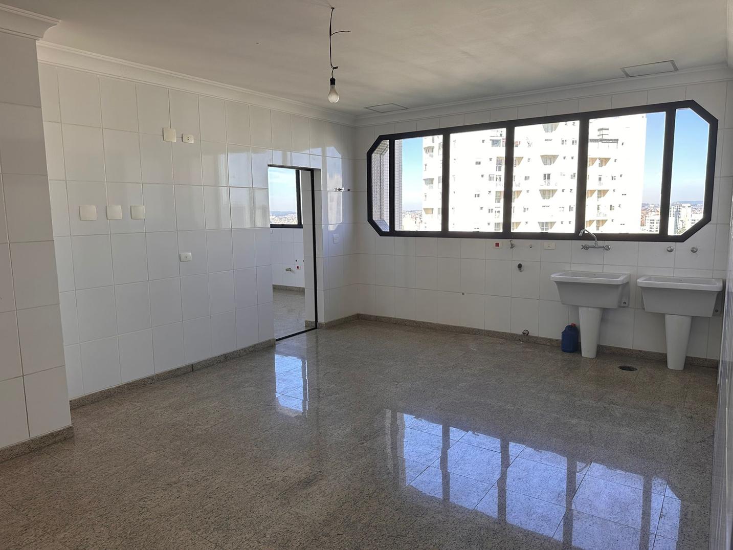 São Paulo/SP – Bairro Morumbi – Apto com 864,62m2 de área priv. e 5 vagas de garagem., localizado em São Paulo - SP, bairro Morumbi