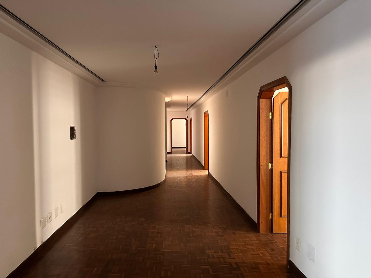 São Paulo/SP – Bairro Morumbi – Apto com 864,62m2 de área priv. e 5 vagas de garagem., localizado em São Paulo - SP, bairro Morumbi