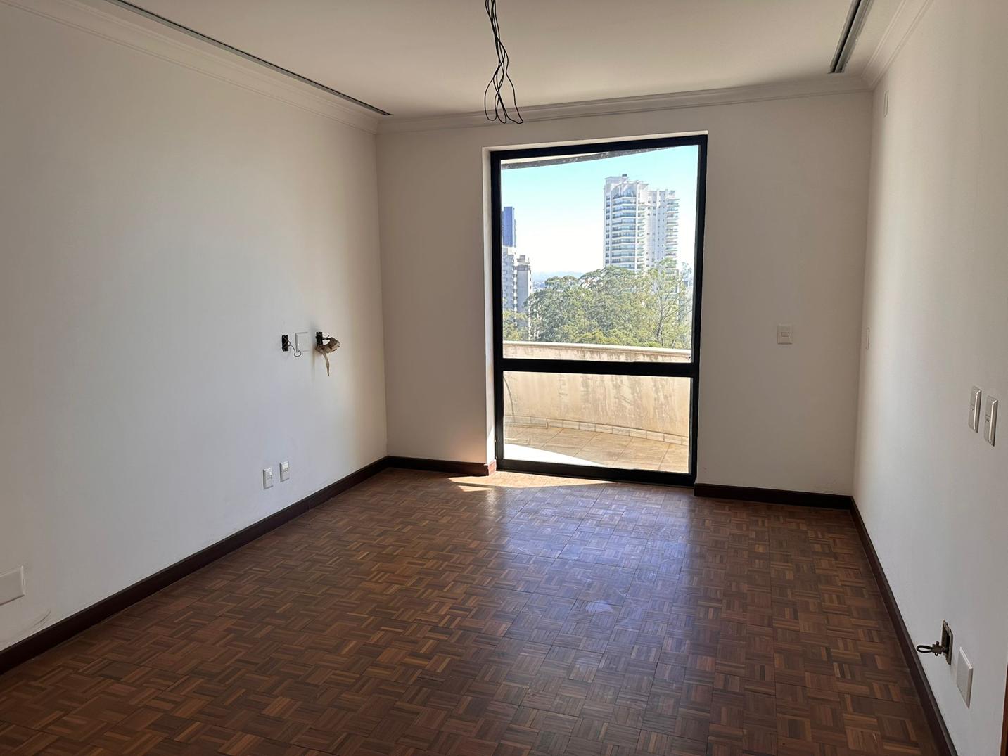 São Paulo/SP – Bairro Morumbi – Apto com 864,62m2 de área priv. e 5 vagas de garagem., localizado em São Paulo - SP, bairro Morumbi