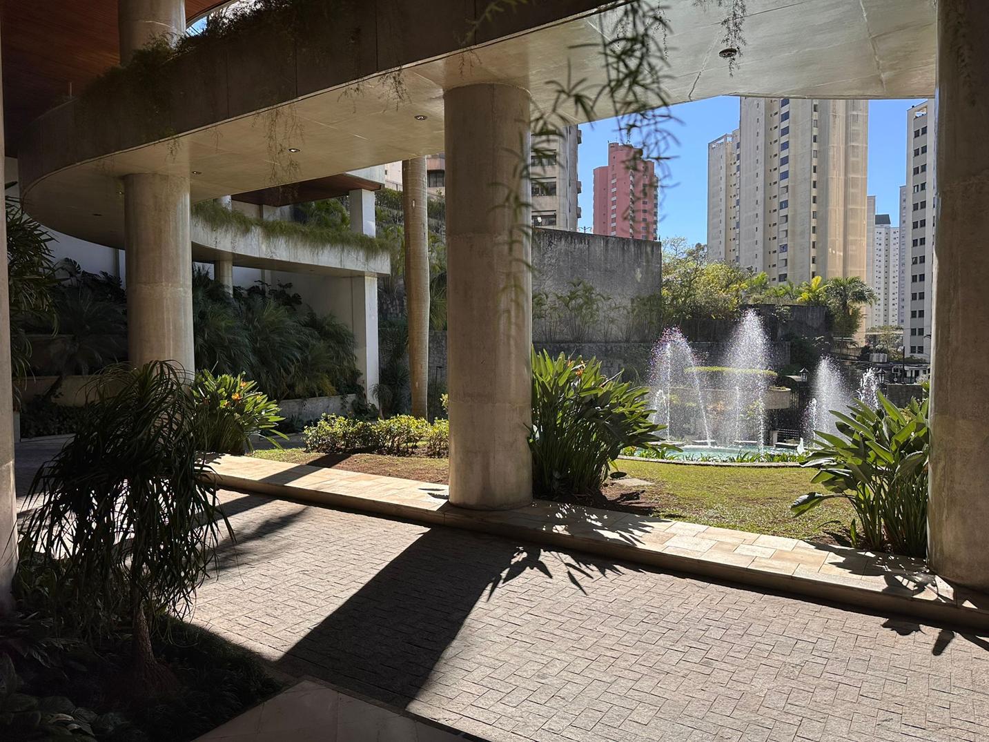São Paulo/SP – Bairro Morumbi – Apto com 864,62m2 de área priv. e 5 vagas de garagem., localizado em São Paulo - SP, bairro Morumbi