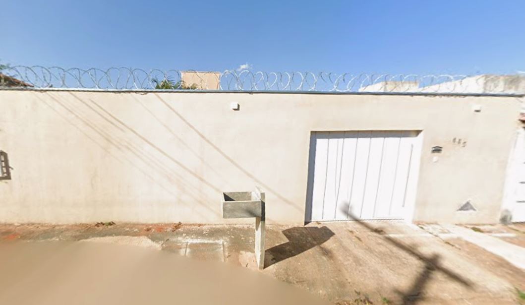 Imagem do imóvel Uberlândia – MG. Bairro Pq. São Gabriel. Casa. Áreas Totais. Terr. 251,24m² e constr. 143,60m²