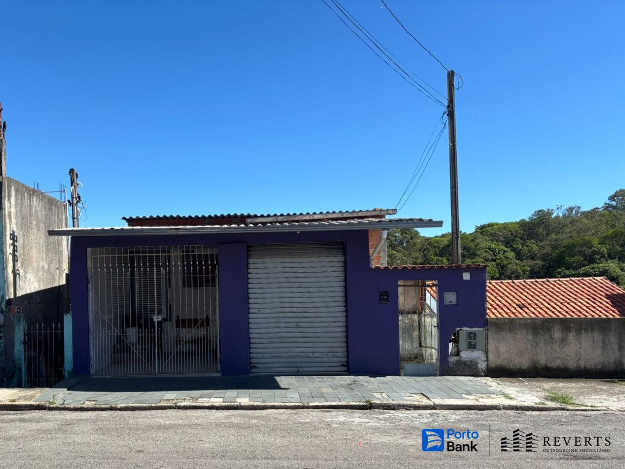 Imagem do imóvel Caeiras - SP. Bairro Jd. Esperança. Casa. Áreas Totais. Terr. 160,00m² e constr. 42,30m²