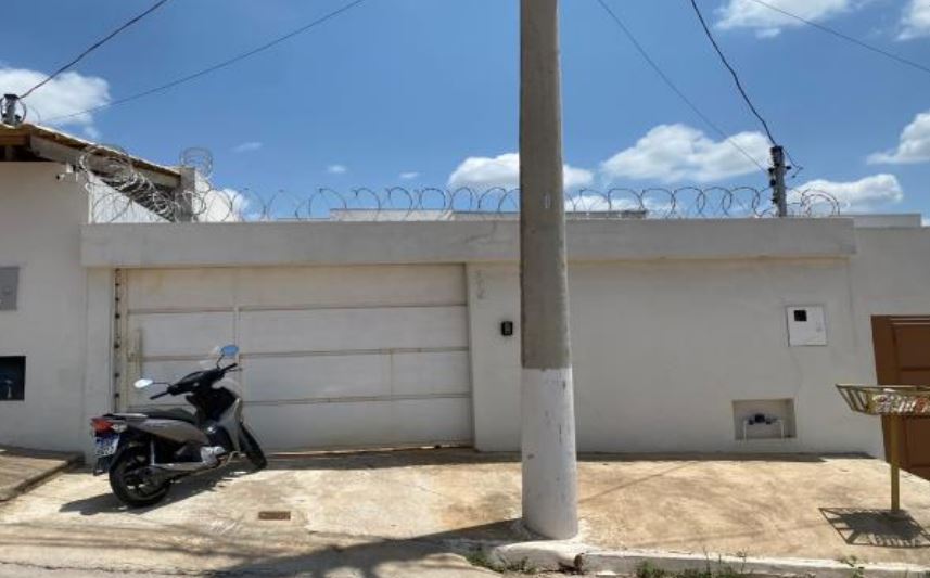 Imagem do imóvel Nova Serrana - MG. Bairro Pouso Alegre. Casa. Áreas Totais. Terr. 133,20m² e Constr. 82,34m²