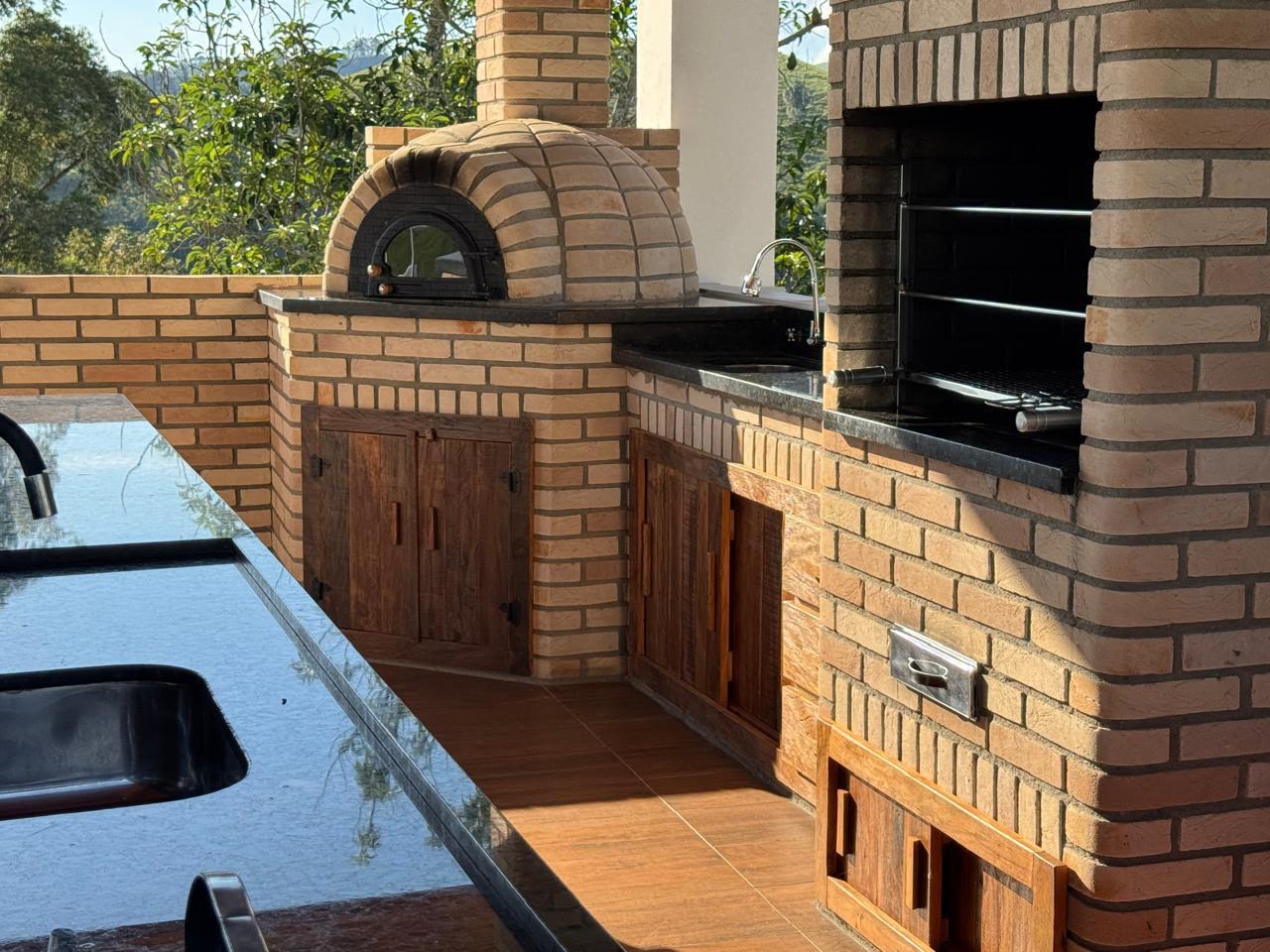 São José dos Campos - SP. Bairro do Jaguari. Chácara. Terr. 12.064,48m² e constr 437,44m², localizado em São José Dos Campos - SP, bairro Jaguari