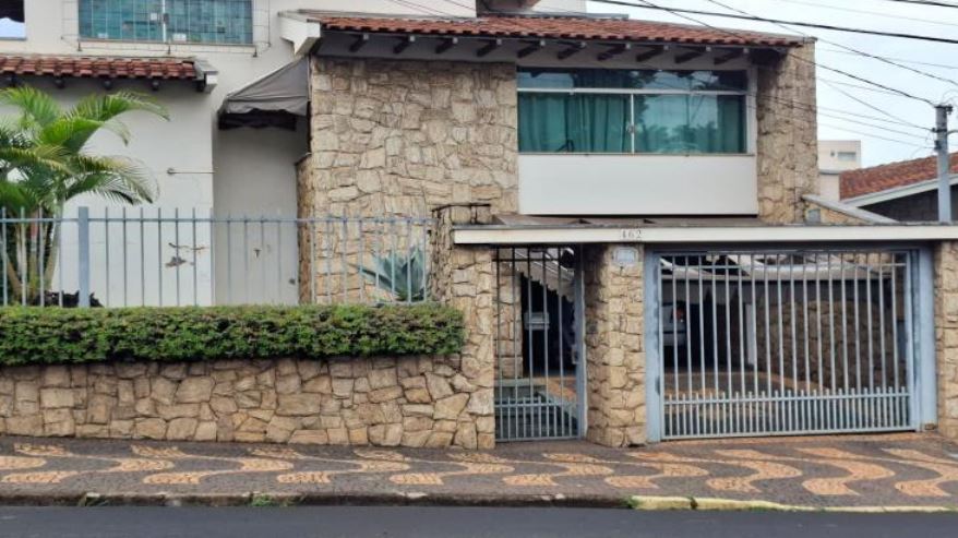 Imagem do imóvel Araras - SP. Bairro Itapuã. Casa. Áreas Totais. Terr. 285,00m² e constr. 216,42m²