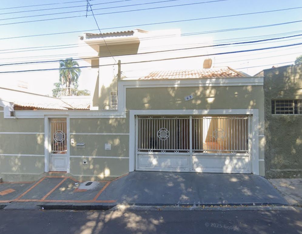 Imagem do imóvel Araçatuba - SP. Bairro Vila Industrial. Casa. Áreas Totais. Terr. 150,00m² e constr. 143,04m²