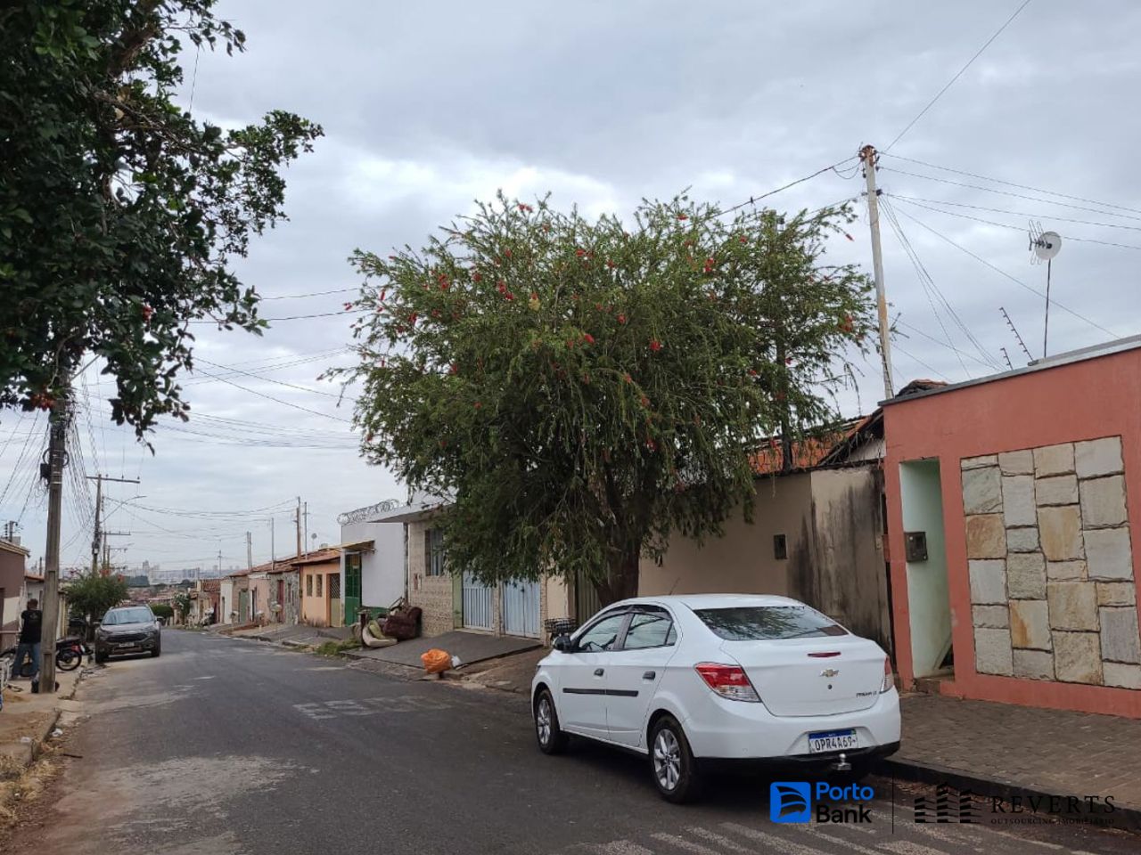 Casa no Pq Guarani III (foto 3 de 3)