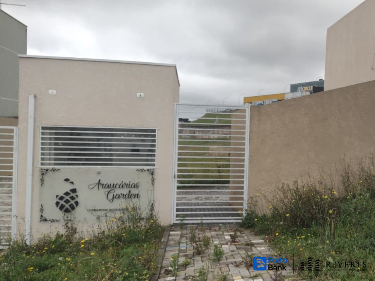 Imagem do imóvel Colombo – PR. Bairro Guarani. Casa. Res. Araucária S Gargen. Áreas Totais. Constr. 230,53m²