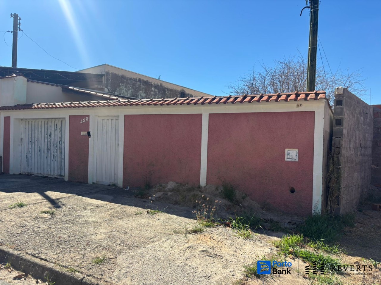 Casa no Jd. Manuá II (foto 2 de 3)