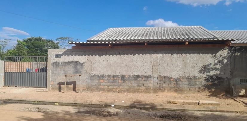 Imagem do imóvel Ji-Paraná - RO. Bairro Res. Orleans. Casa. Áreas Totais. Terr. 155,88m² e constr. 60,61m²