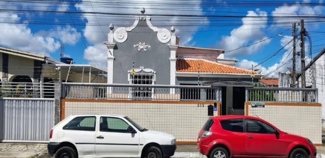 Imagem do imóvel João Pessoa - PB. Bairro Jaguaribe. Casa. Áreas Totais. 389,79m² e constr. 329,00m²