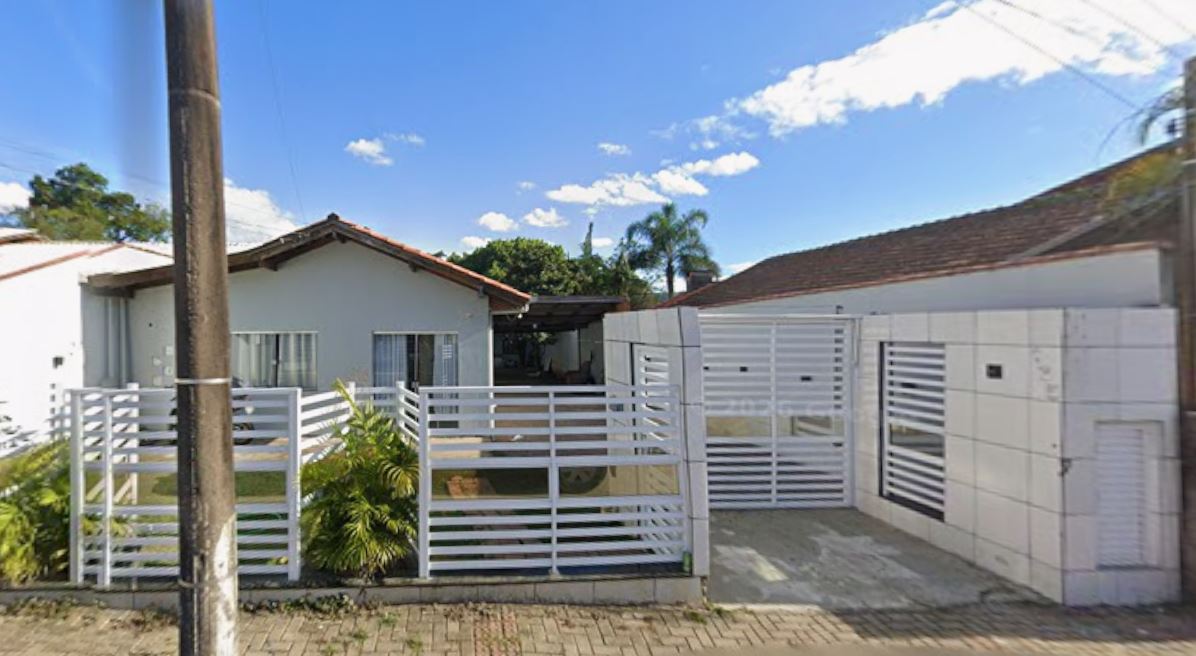 Imagem do imóvel Presidente Getúlio - SC. Bairro Centro. Casa. Áreas Totais. Terr. 546,00m² e Constr. 135,69m²